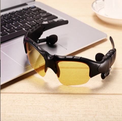 Bluetooth 5.0 Smart Sunglasses with Wireless Headphones and Microphone