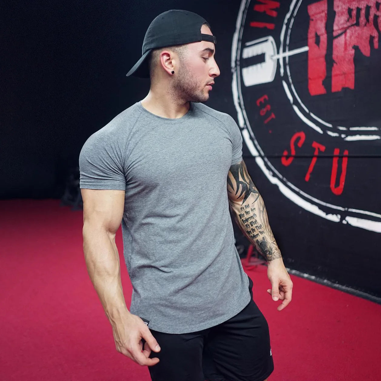 New Fashion Men's Summer Casual Comfortable Tight-Fitting T-Shirt Sports Gym Sportswear Quick-Drying Breathable T Shirt M-3XL